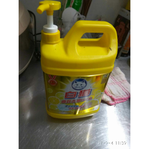 白貓高效去油洗潔精 清潔力背后的科學(xué)，你真的用對(duì)了嗎？